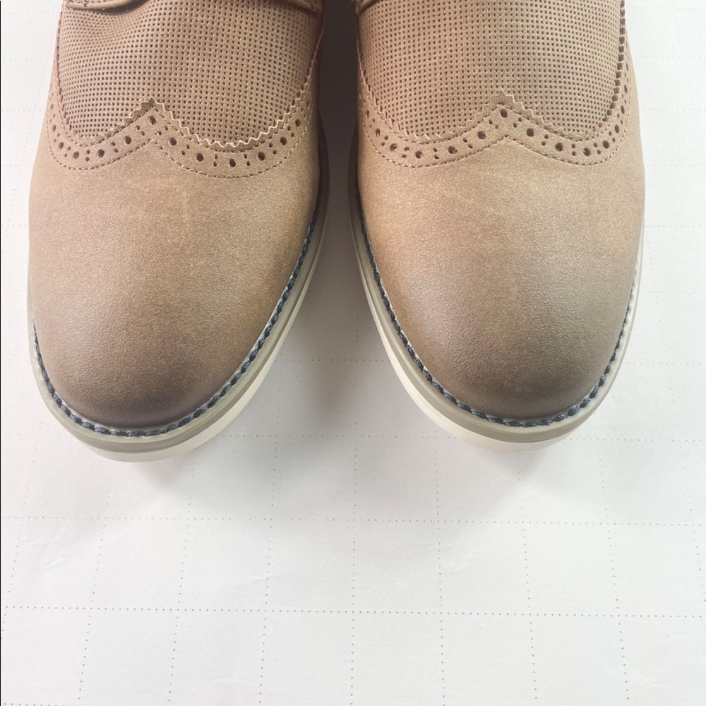 NWT  Oxford -Landro suede 
NULL color 
Size 9 - Picture 7 of 9